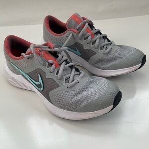 Nike Girl's Gray Orange Downshifter Youth Sneakers Size 5Y